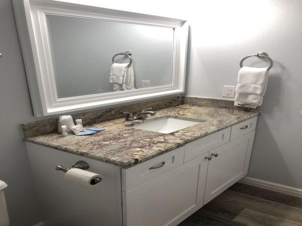 Appartamento Beachgate Condosuites And Oceanfront *
