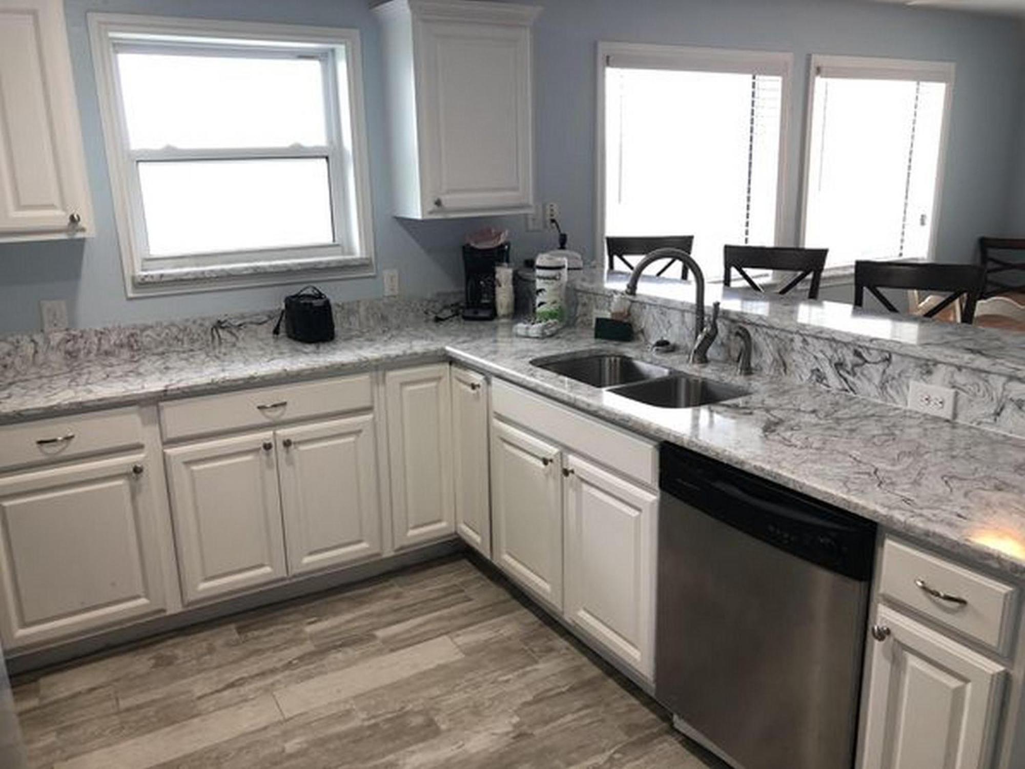 Apartment Beachgate Condosuites And Oceanfront *
