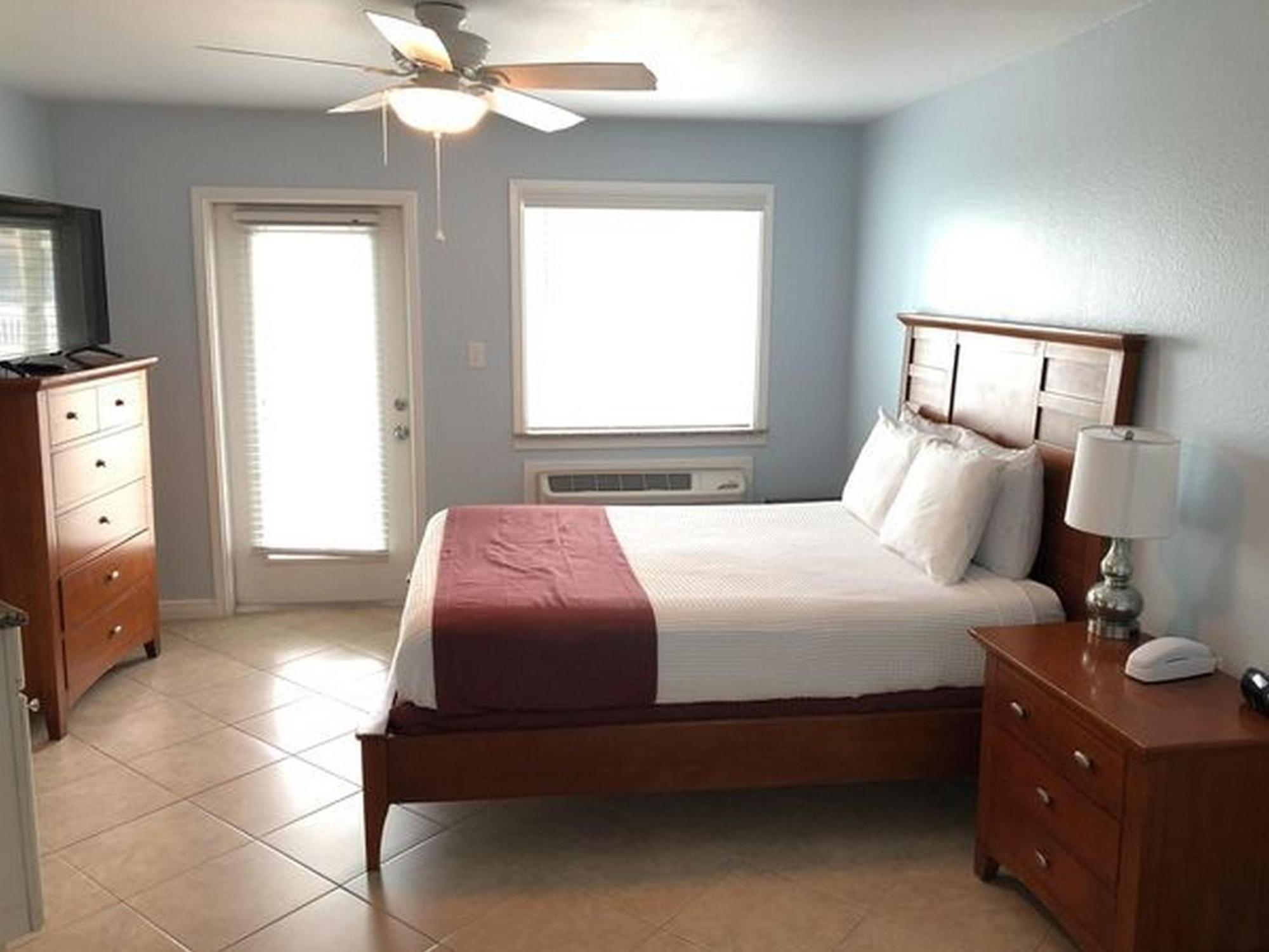Beachgate Condosuites And Oceanfront Apartment Port Aransas