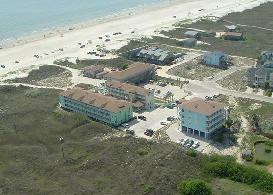 Beachgate Condosuites And Oceanfront *
